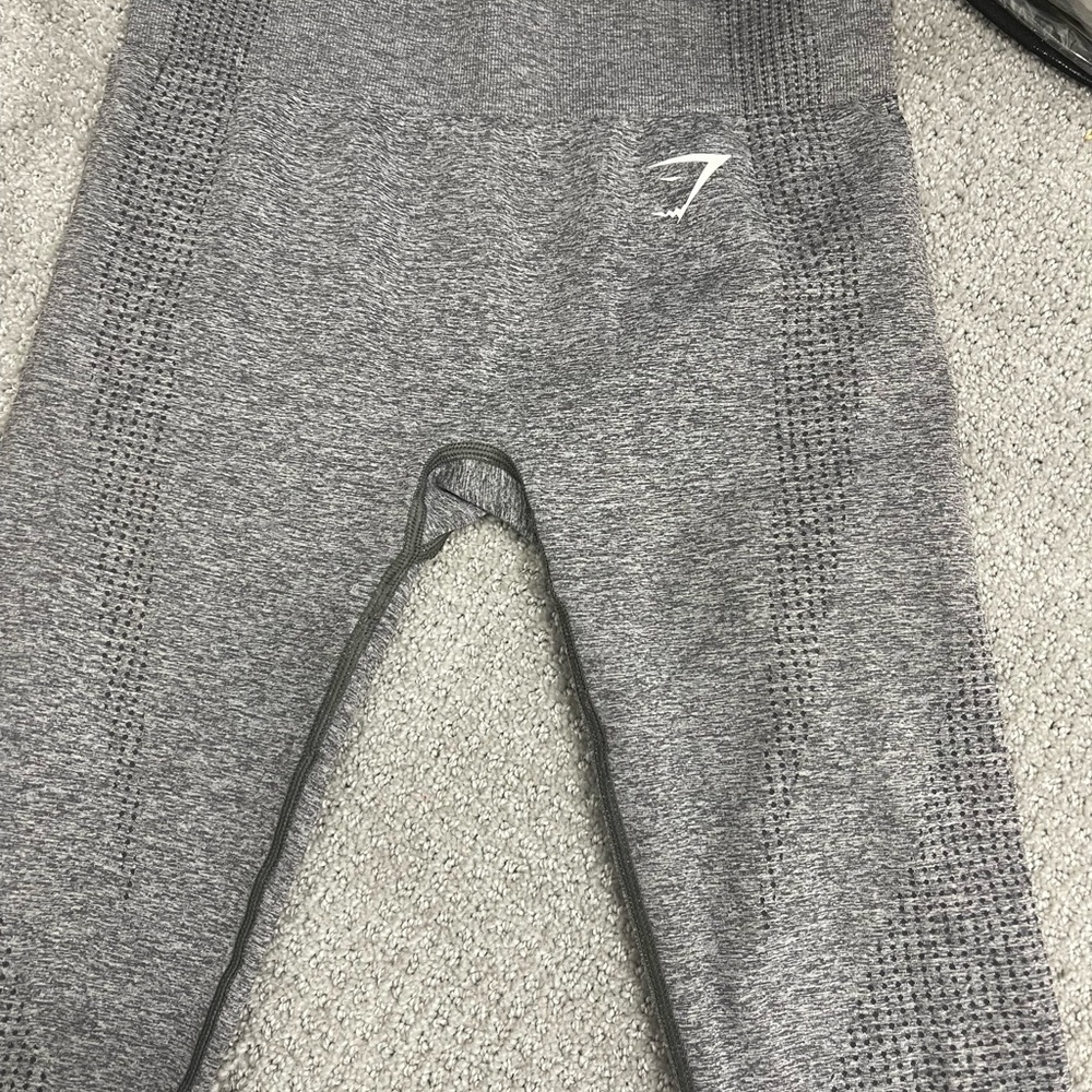 gym shark leggings
